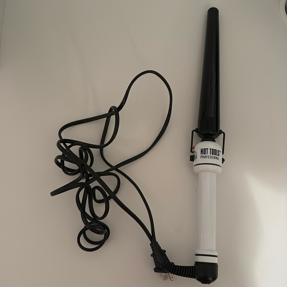 Hot Tooks Professional Nano Ceramic Extra Long Tapered Curling Iron, .74-1.25 in